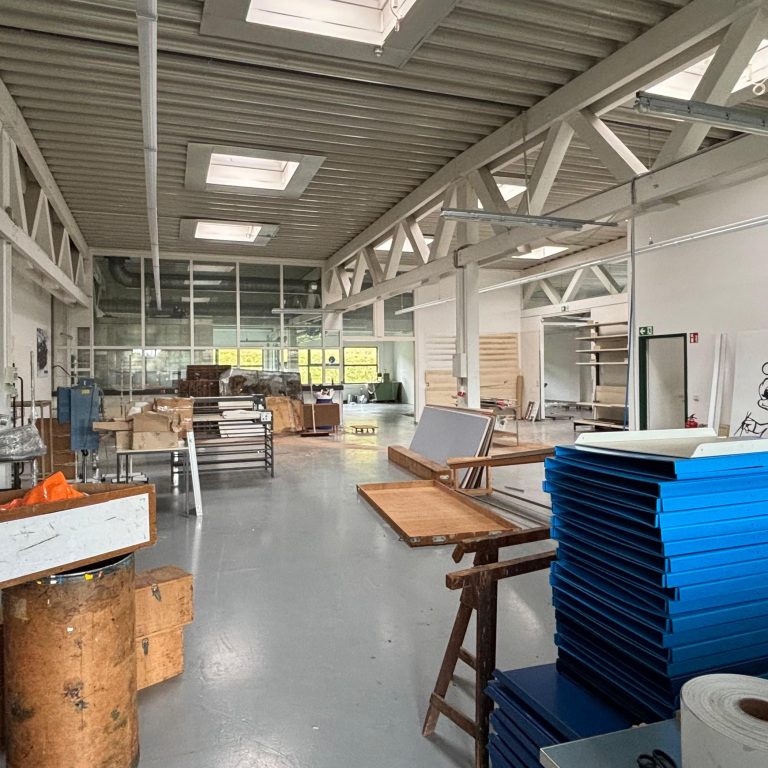 Bild vorher Entrümpelung und Reinigung