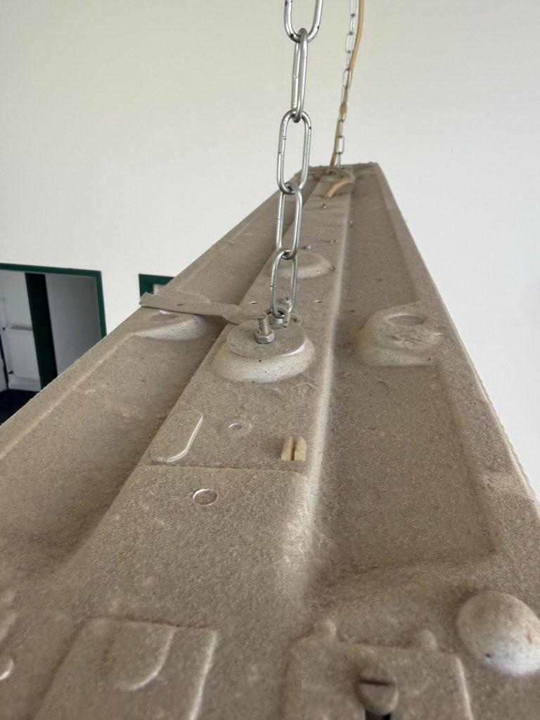 Ansicht Lampe mit Staub vor der Reinigung