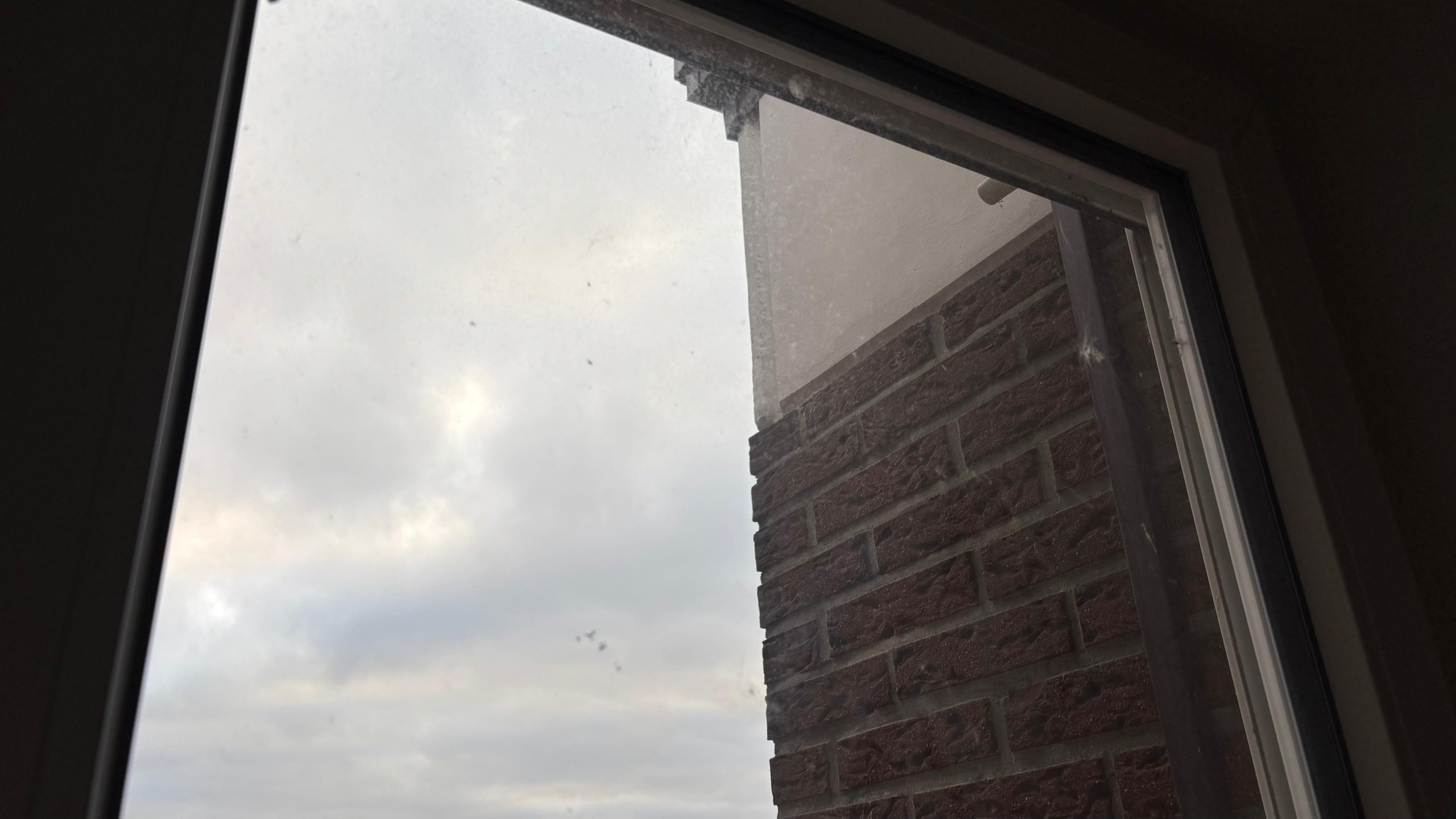 Bild Fenster vor der Reinigung 2